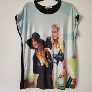 SALE/ Hippie Girls Top Size Large/XL
